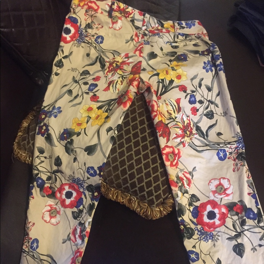 7th Avenue Design Studio New York & Co. Capris